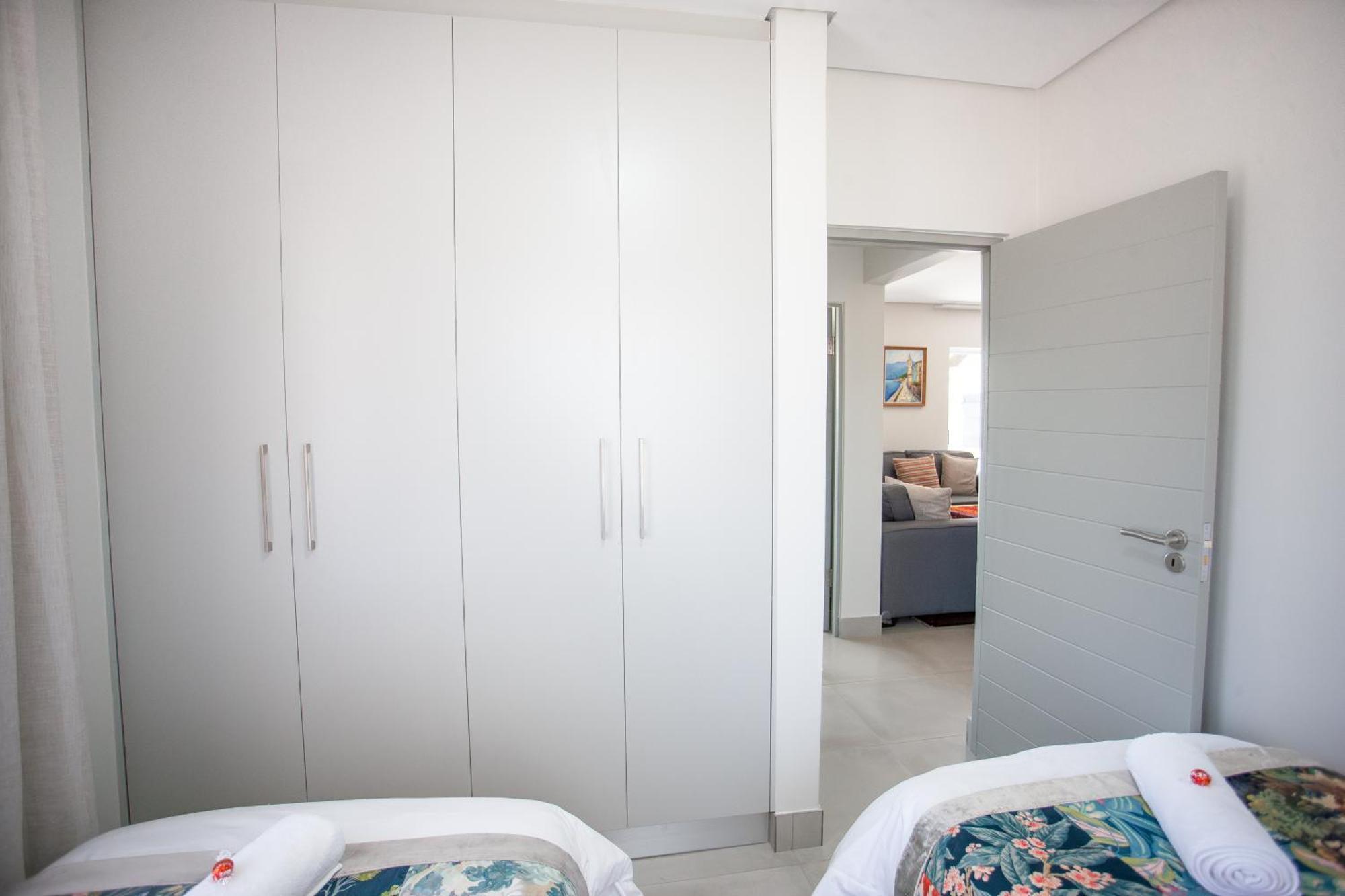 74 - On York Apartment